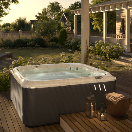 Collection image for: Jacuzzi® J-200™ Collection