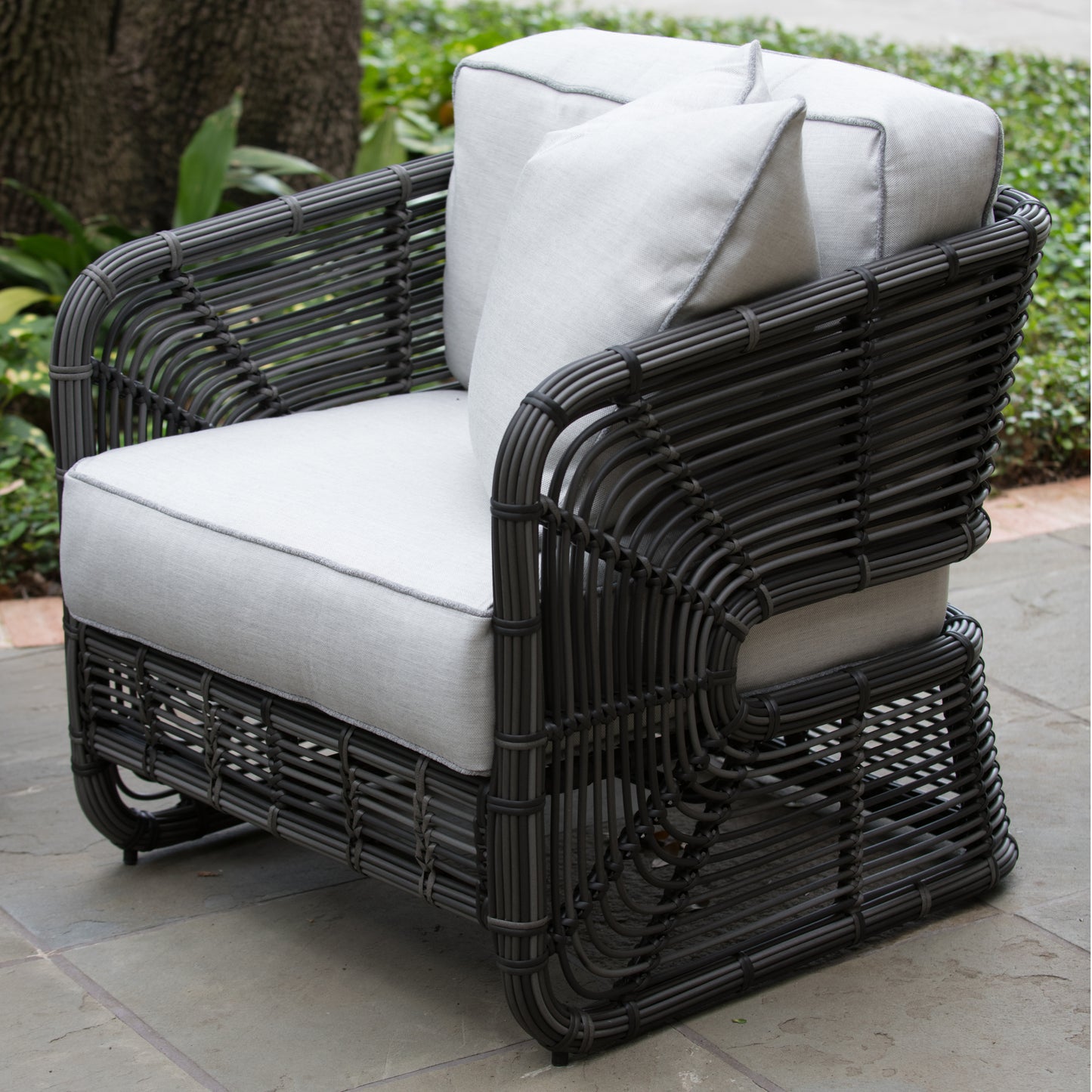 Woodard Carver Cushion Swivel Lounge Chair S675015 - Rumor Slate