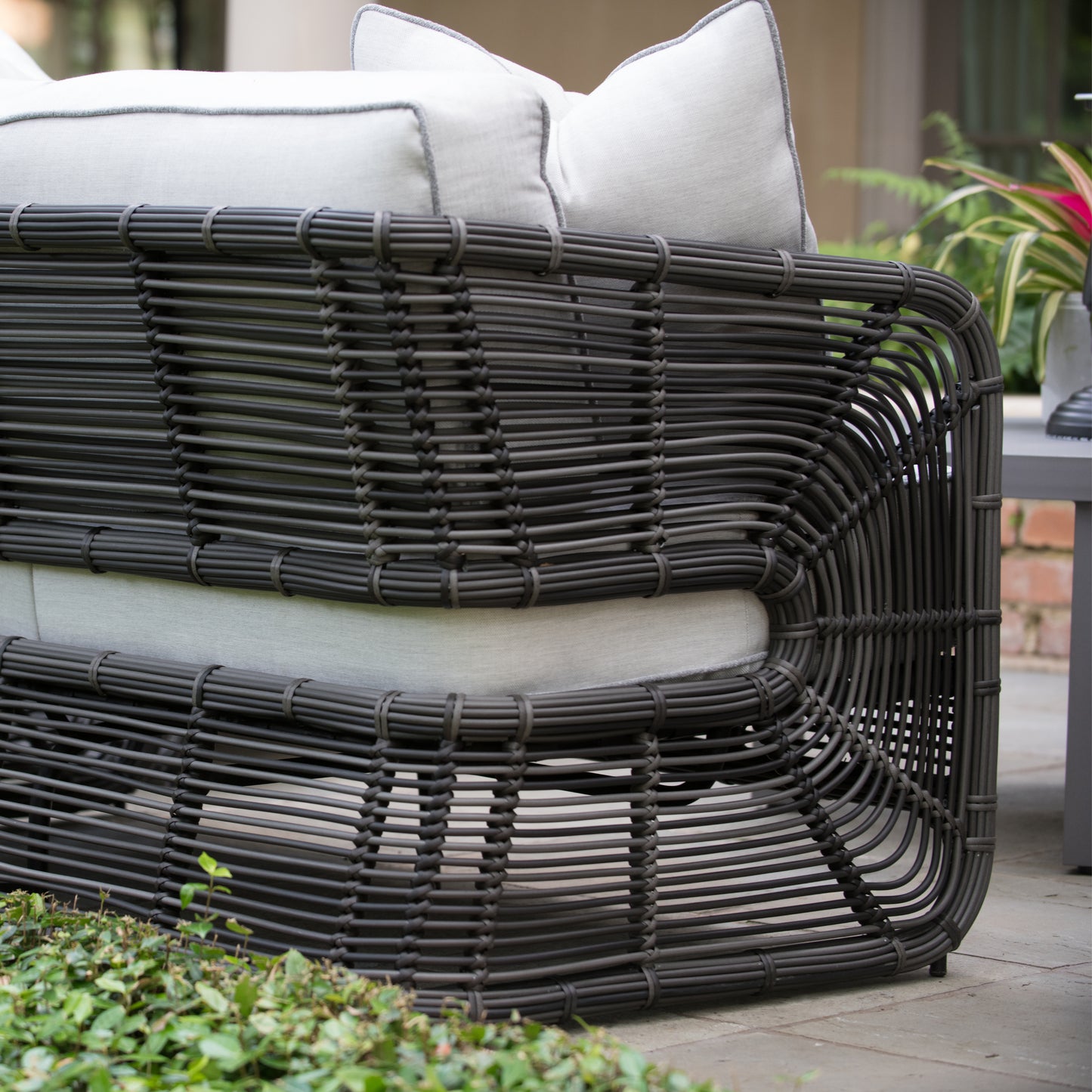Woodard Carver Cushion Love Seat S675021 - Rumor Slate