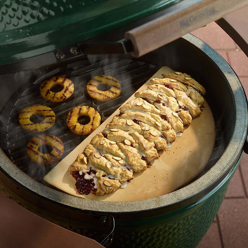 Big Green Egg Half Moon convEGGtor for Large 121035