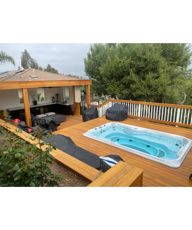 Jacuzzi® J-13™ PowerPlay™ Swim Spa Package - Platinum Smoked Ebony