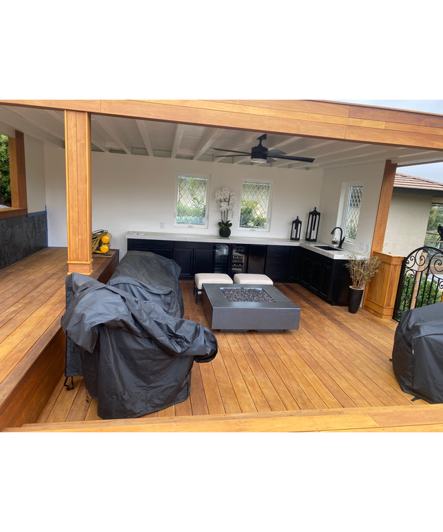 Jacuzzi® J-13™ PowerPlay™ Swim Spa Package - Platinum Smoked Ebony