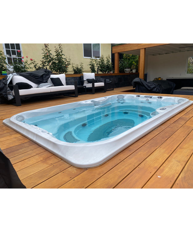 Jacuzzi® J-13™ PowerPlay™ Swim Spa Package - Platinum Brushed Gray