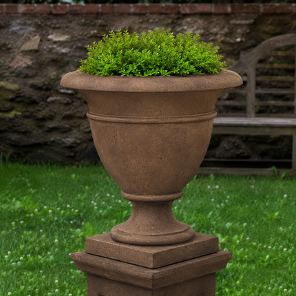 Collection image for: St. James Urns