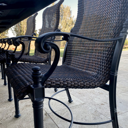 Collection image for: Traditional Outdoor Dining Chairs