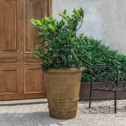 Collection image for: Urbino Planters
