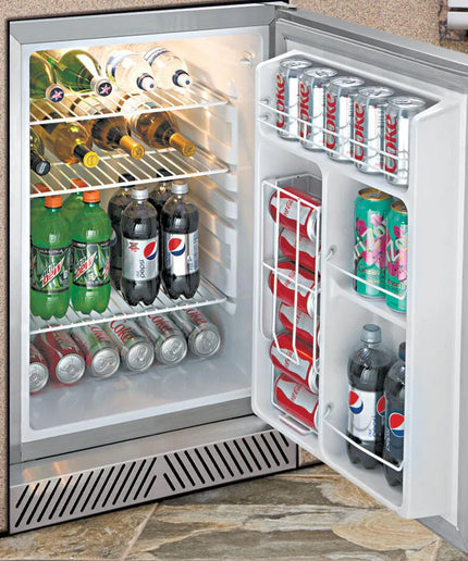 Delta Heat 20-1/2"W x 23"D x 33-5/8"H Outdoor Refrigerator w/ Lock (Reversible Hinge) DHOR20
