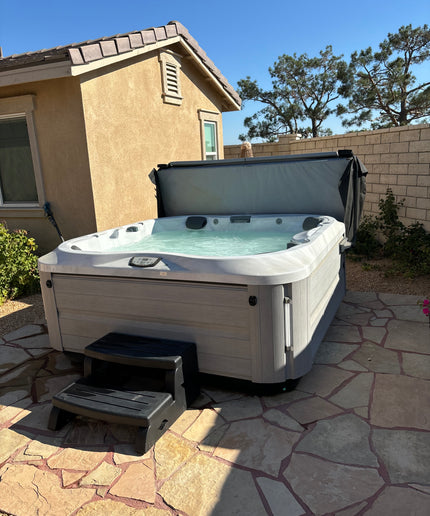 Jacuzzi® J-335™ Hot Tub Package - Platinum Brushed Gray (2022 Pre-Owned)