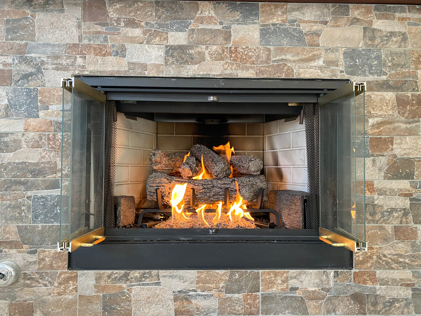 18" Real Fyre Rustic Oak Gas Logs HR-18