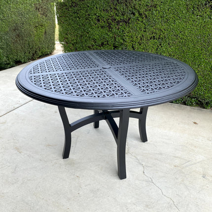 Collection image for: Hampton Outdoor Dining Tables