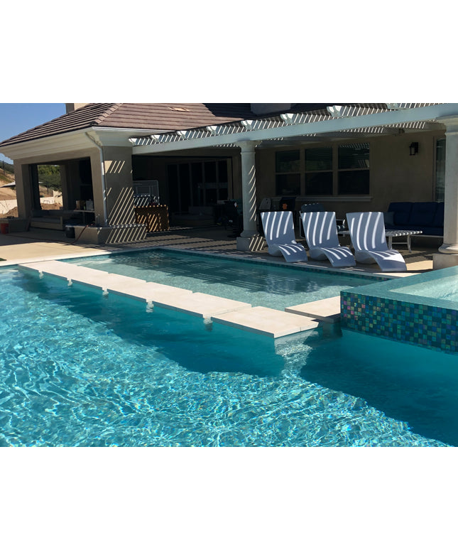 Tropitone Curve Marine Grade Polymer Chaise Lounge w/ Riser 3A1533-08 - Bright White