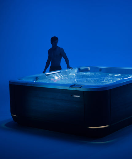Jacuzzi® J-509™ Hot Tub Package - Platinum Noir
